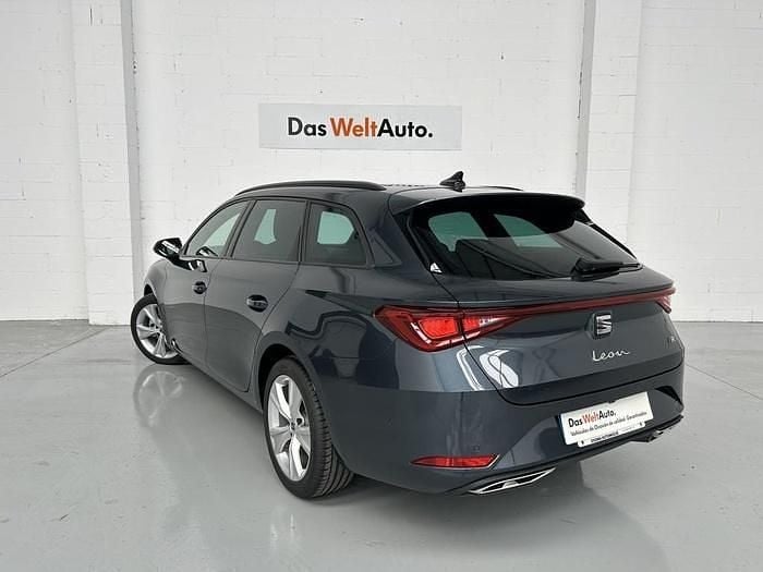 Usado Seat Leon ST FR 150 CV (110 kW) 2024 Gris Familiar