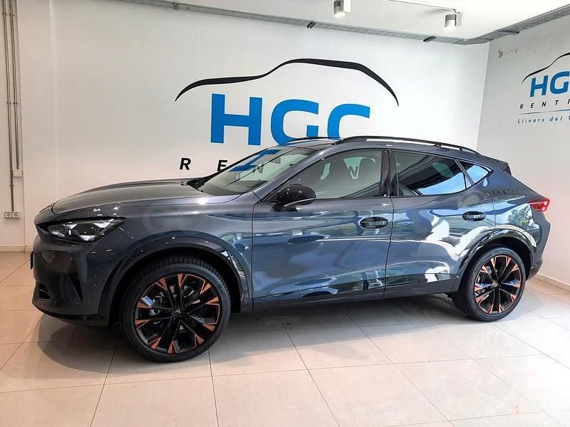 Usado Cupra Formentor 150 CV (110 kW) 2025 Gris / plata SUV
