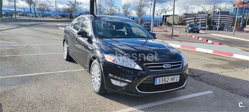 Usado Ford Mondeo 115 CV (84 kW) 2011 Negro Berlina