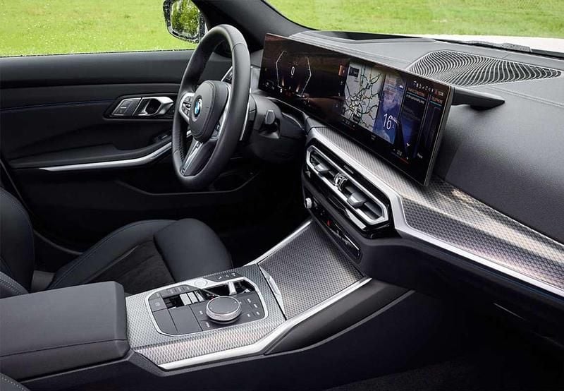Käytetty BMW 330e 292 HP (214 kW) 2023 Musta Farmari