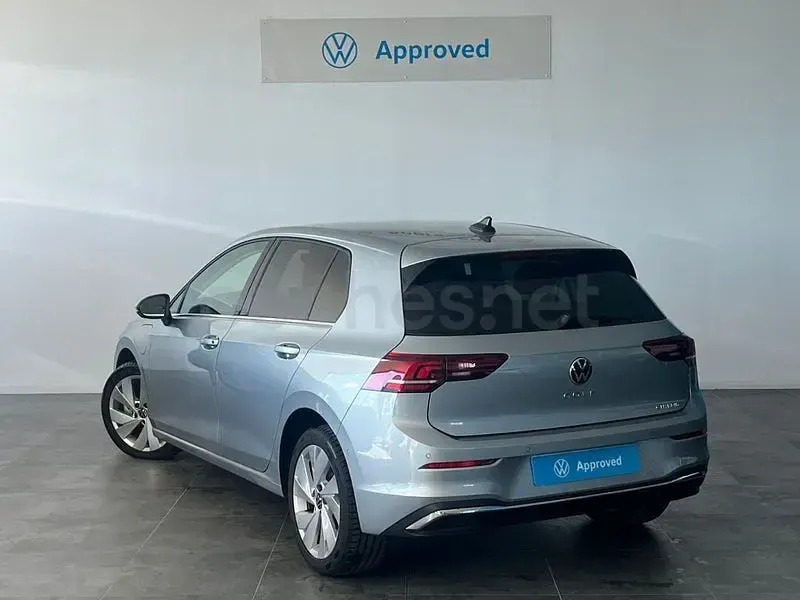 Usado VW Golf VIII Style 204 CV (150 kW) 2025 Gris / plata Berlina