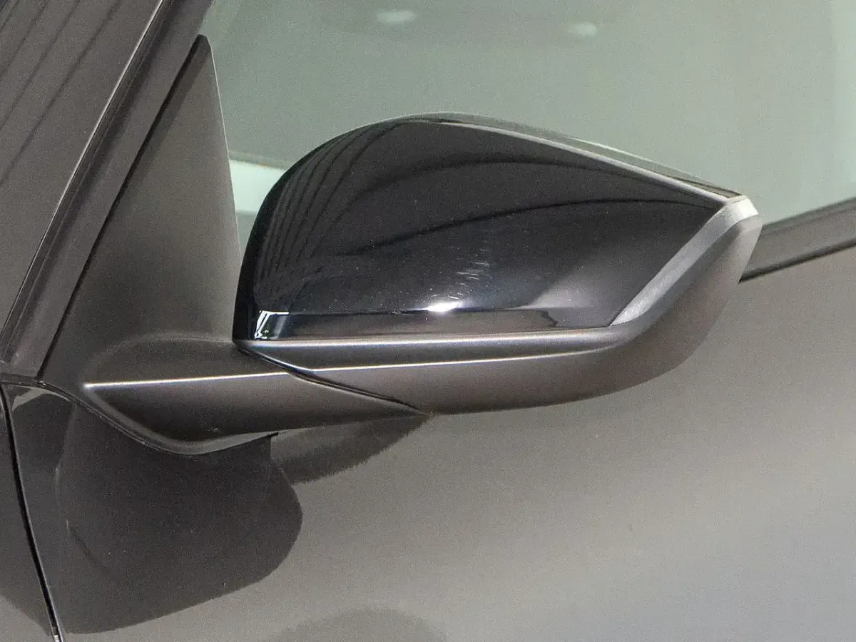 Usado Citroën C4 X Feel 102 CV (75 kW) 2023 Gris SUV