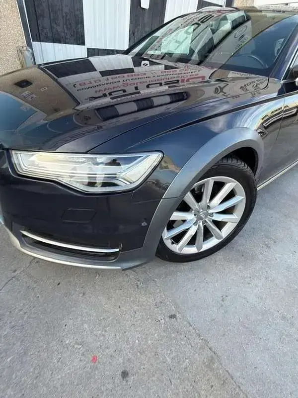 Usado Audi A6 Allroad 218 CV (160 kW) 2016 Azul Familiar