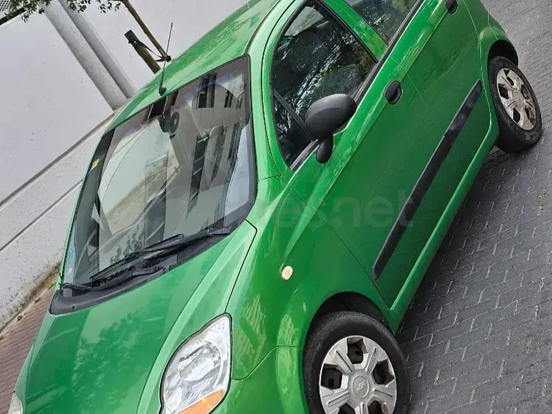 Usado Chevrolet Matiz 65 CV (47 kW) 2008 Verde Utilitario