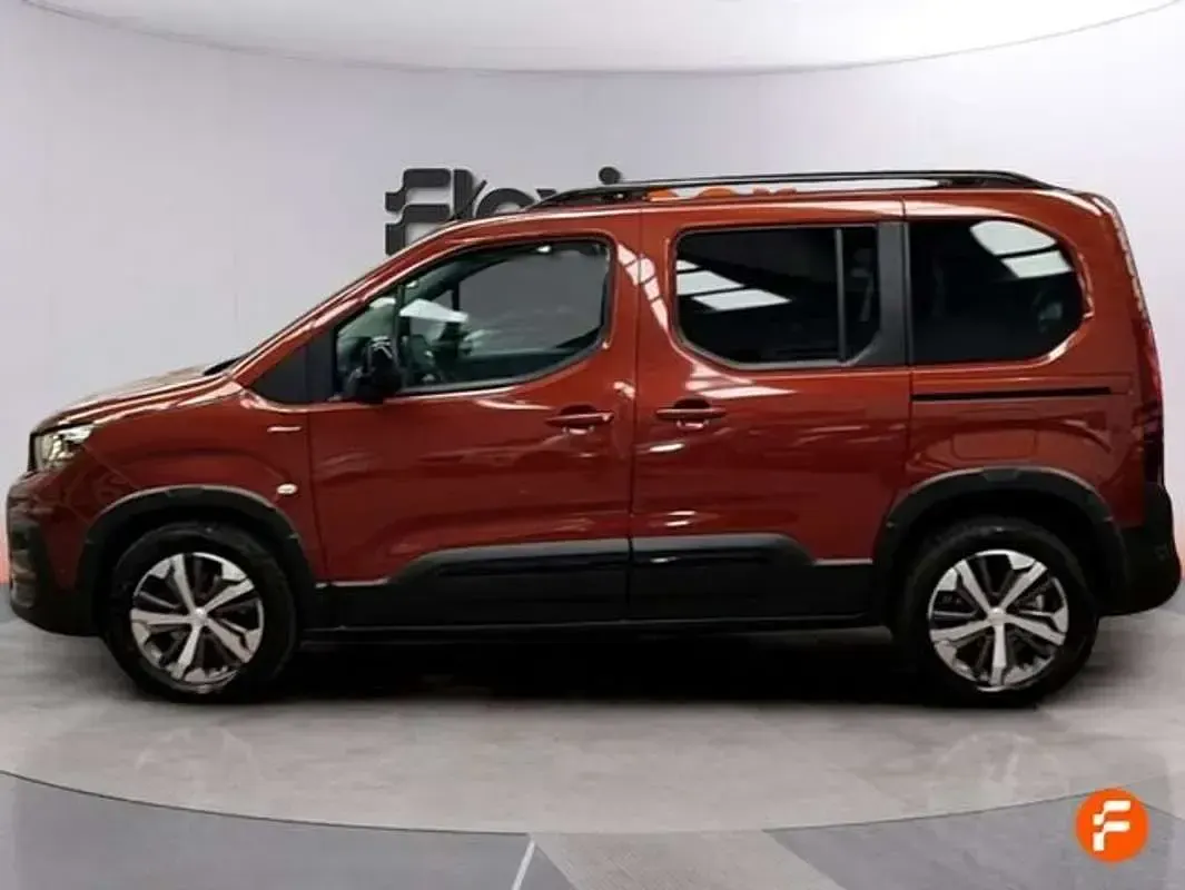 Usado Peugeot Rifter GT-line 131 CV (96 kW) 2020 Marrón Monovolumen
