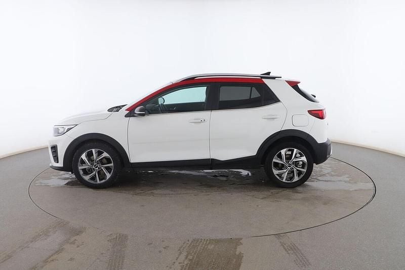 Usado Kia Stonic GT-Line 120 CV (88 kW) 2021 Blanco SUV