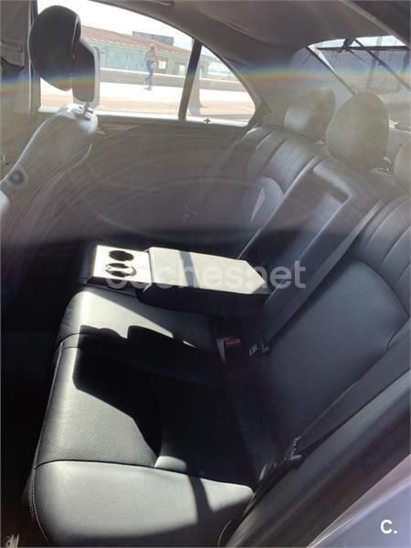 Beige Usado 2006 Mercedes C320 Elegance Berlina | 5800 € (Un poco caro) - Imagen 1/1