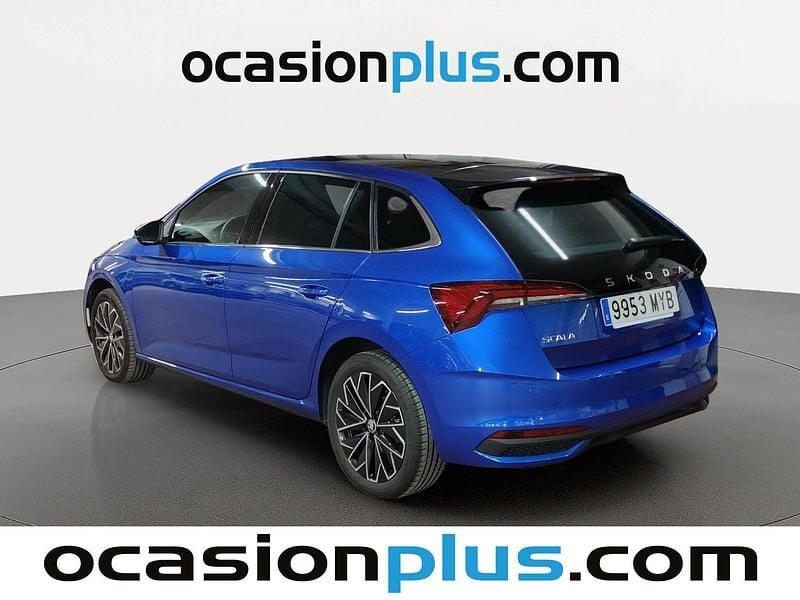 Usado Skoda Scala 116 CV (85 kW) 2025 Azul Utilitario