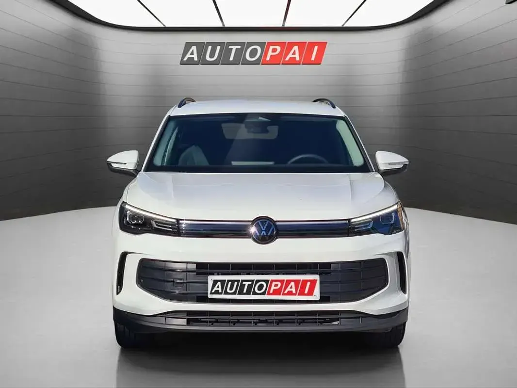 Usado VW Tiguan Life 150 CV (110 kW) 2025 Blanco SUV
