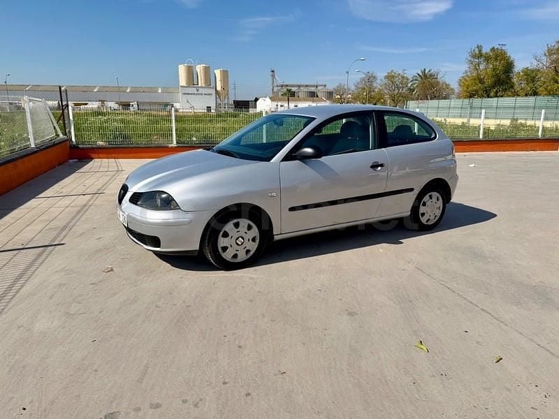 Käytetty Seat Ibiza Reference 75 HP (55 kW) 2004 Harmaa Viistoperä