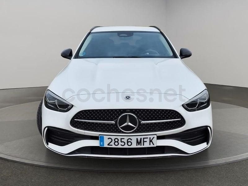 Usado Mercedes C220 200 CV (147 kW) 2023 Blanco Familiar