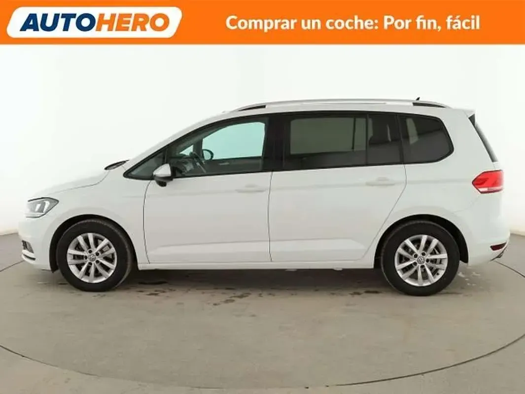 Usado VW Touran Advance 150 CV (110 kW) 2018 Blanco Monovolumen