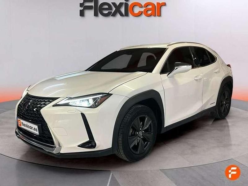 Usado Lexus UX 250h Business Edition 184 CV (135 kW) 2020 Blanco SUV