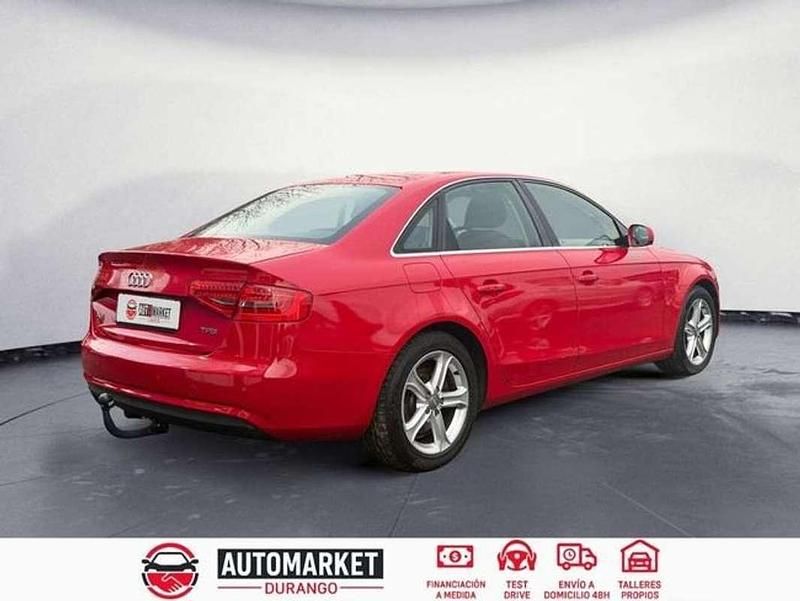 Usado Audi A4 170 HP (125 kW) 2014 Vermelho Sedan