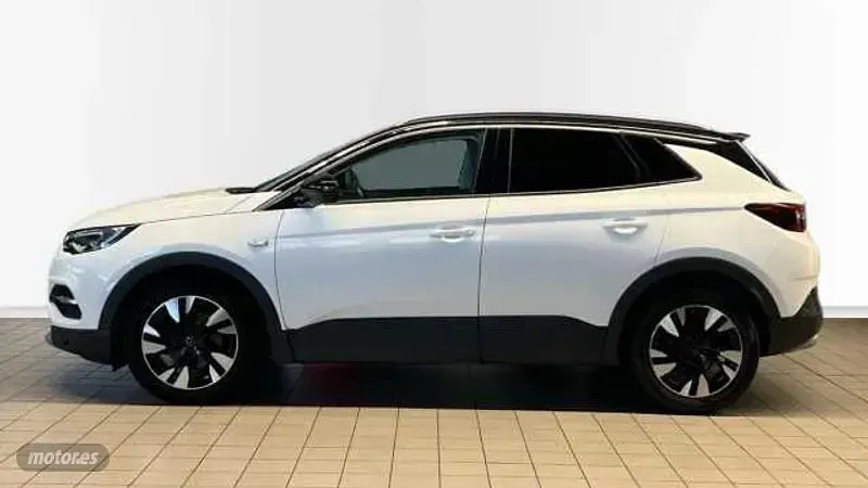 Usado Opel Grandland X Ultimate 130 CV (95 kW) 2020 Blanco SUV