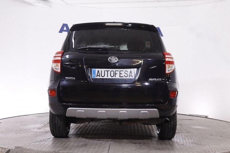 Usado Toyota RAV4 Life 150 CV (110 kW) 2011 Negro SUV