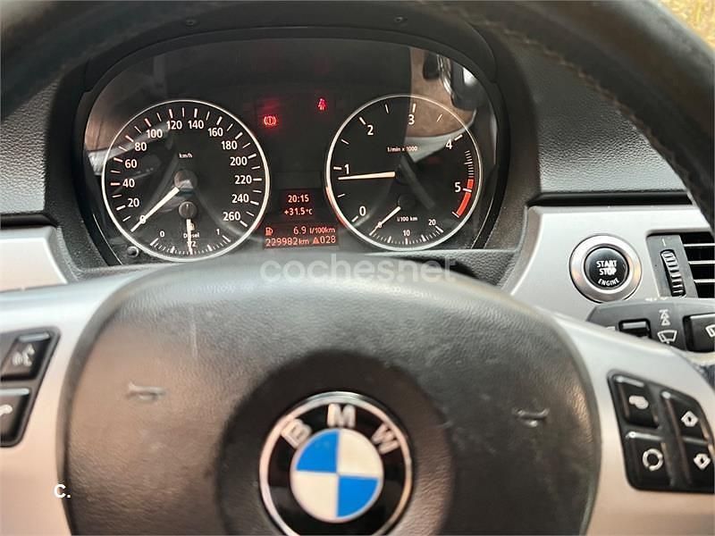 Gris / plata Usado 2006 BMW 320 Berlina | 5900 € (Buen precio) - Imagen 1/4