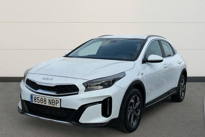 Usado Kia XCeed 140 CV (102 kW) 2025 Blanco SUV