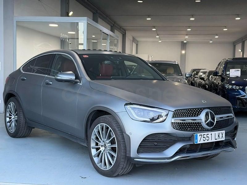 Usado Mercedes GLC300 245 CV (180 kW) 2020 Gris / plata Coupe