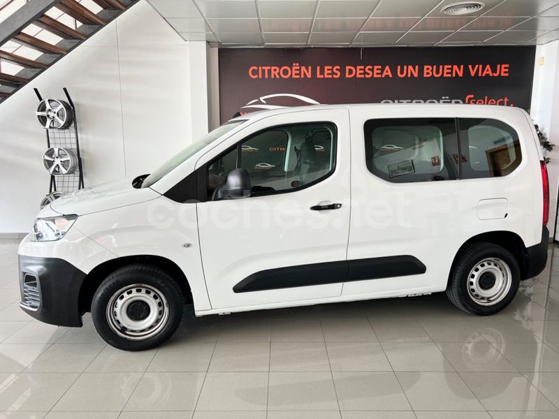 Usado Citroën Berlingo Feel 102 CV (75 kW) 2020 Blanco Monovolumen
