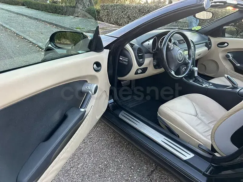 Usado Mercedes SLK280 231 CV (169 kW) 2007 Negro Descapotable