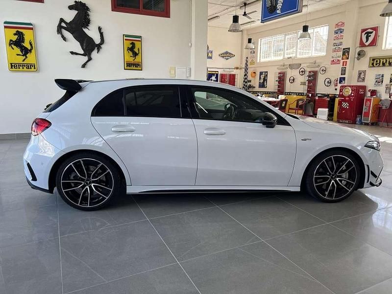 Blanco Usado 2021 Mercedes A35 AMG AMG Utilitario | 42.900 € (Buen precio) - Imagen 1/4