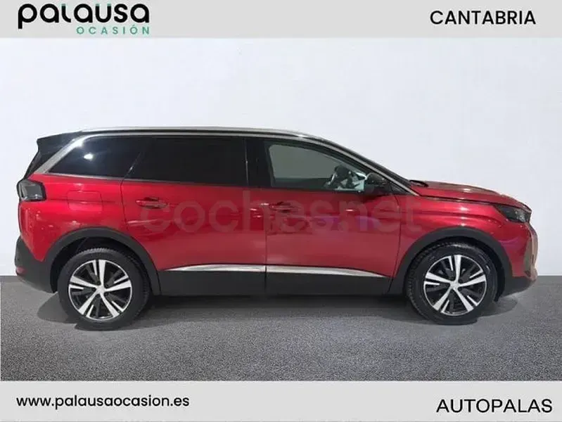 Usado Peugeot 5008 Allure 130 CV (95 kW) 2021 Rojo SUV