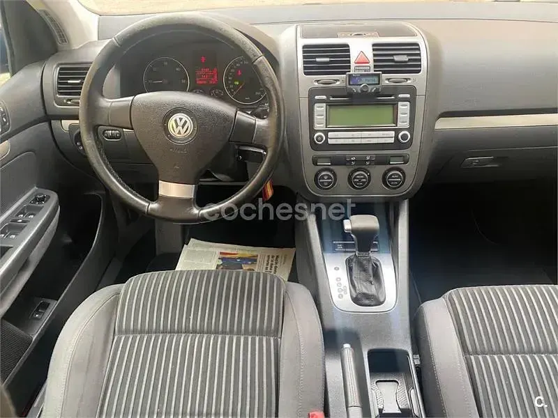Usado VW Golf V Sportline 105 CV (77 kW) 2007 Azul Berlina