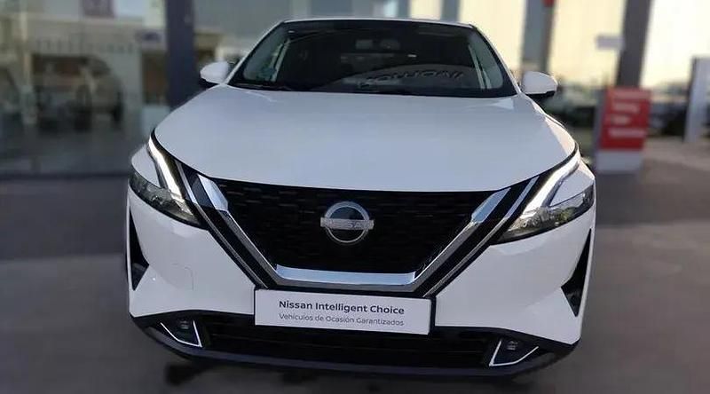 Usado Nissan Qashqai N-Connecta 140 CV (102 kW) 2024 Sapporo white sólido SUV