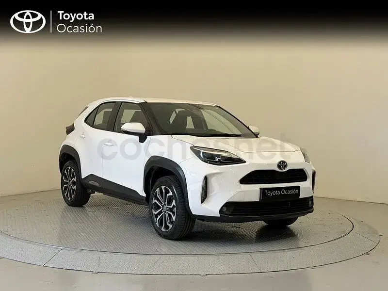 Usado Toyota Yaris Cross Active 116 CV (85 kW) 2022 Blanco SUV