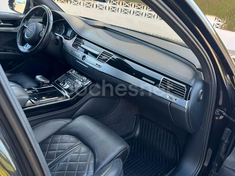 Usado Audi A8L 385 CV (283 kW) 2014 Negro Berlina