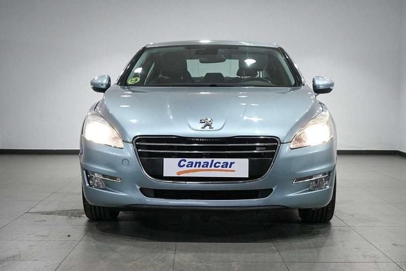 Usado Peugeot 508 Active 112 CV (82 kW) 2012 Azul Berlina