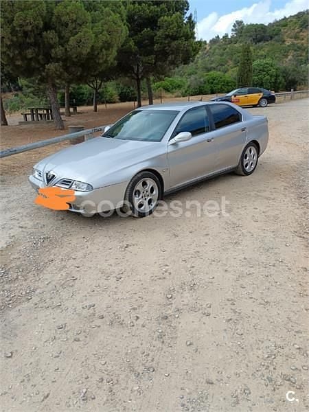 Usado Alfa Romeo 166 188 CV (138 kW) 2003 Gris / plata Berlina