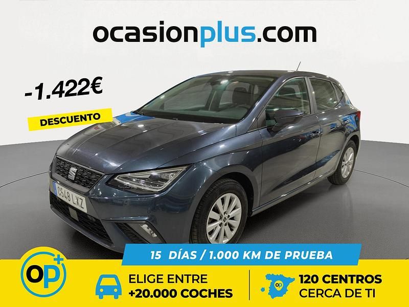 Usado Seat Ibiza Style Plus 110 CV (80 kW) 2022 Gris Utilitario