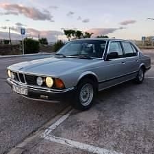 Plateado Usado 1984 BMW 745 Berlina | 16.900 € - Imagen 1/4