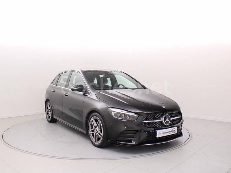 Negro Usado 2024 Mercedes B200 Monovolumen | 31.900 € (Precio justo) - Imagen 1/4