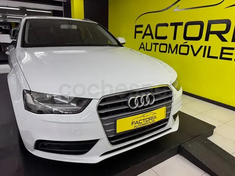 Usado Audi A4 150 CV (110 kW) 2013 Blanco Familiar