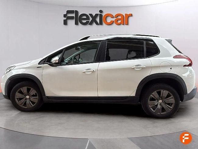 Usado Peugeot 2008 Allure 100 CV (73 kW) 2019 Blanco SUV