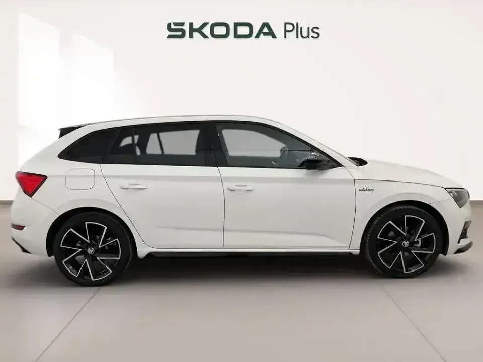 Usado Skoda 110 R Monte Carlo 150 CV (110 kW) 2023 Blanco Berlina