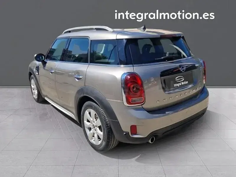 Usado Mini Cooper Countryman 136 CV (100 kW) 2019 Gris / plata SUV