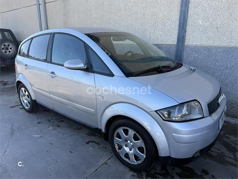 Usado Audi A2 75 CV (55 kW) 2001 Gris / plata Utilitario