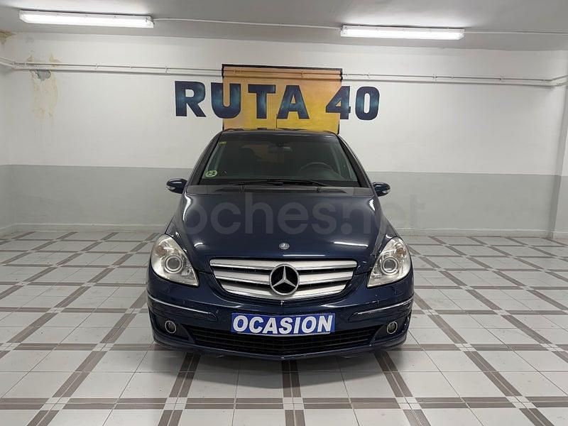 Usado Mercedes B200 140 CV (102 kW) 2008 Azul Monovolumen