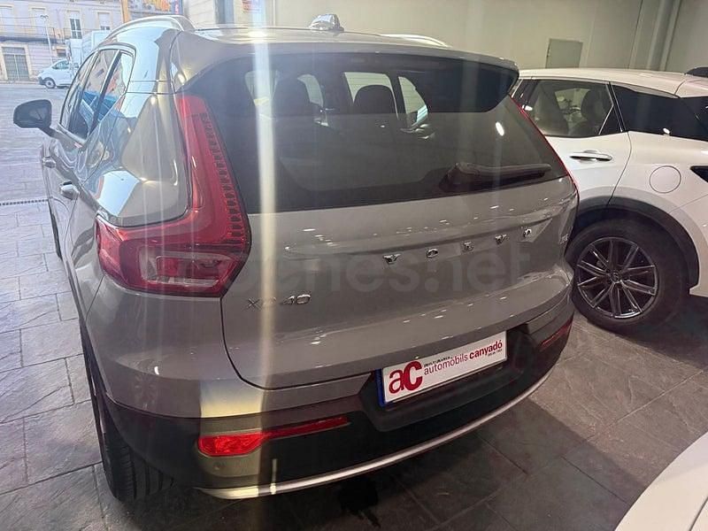 Usado Volvo XC40 Core 163 CV (119 kW) 2025 Blanco SUV