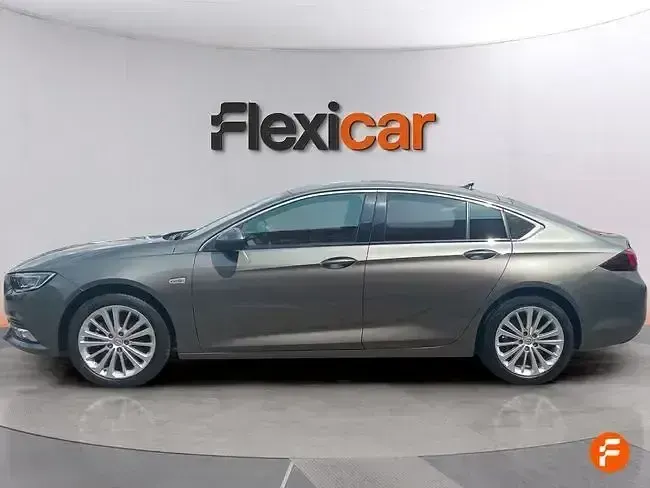 Usado Opel Insignia Selective 140 CV (102 kW) 2019 Gris Berlina