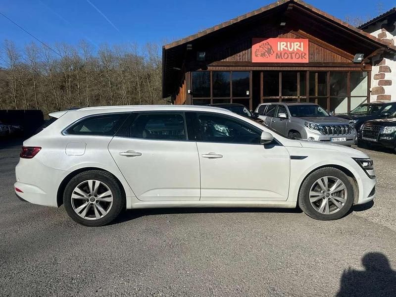 Usado Renault Talisman Zen 150 CV (110 kW) 2018 Blanco Familiar