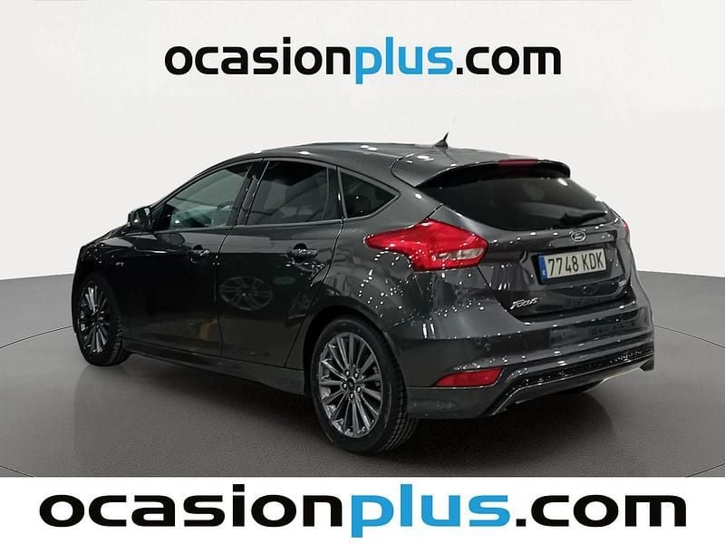 Usado Ford Focus ST-Line 125 CV (91 kW) 2017 Gris Utilitario
