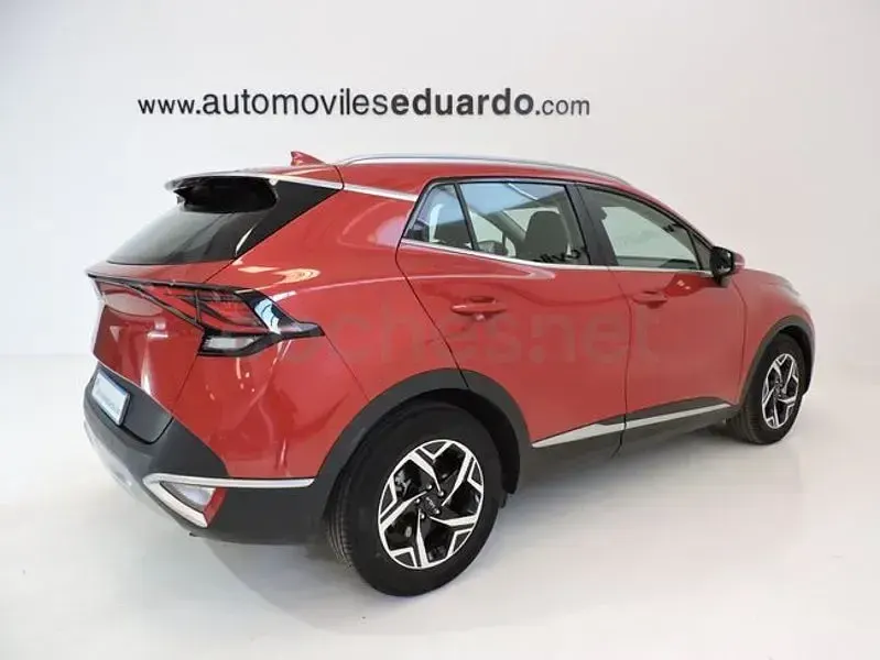Usado Kia Sportage 150 CV (110 kW) 2022 Rojo SUV