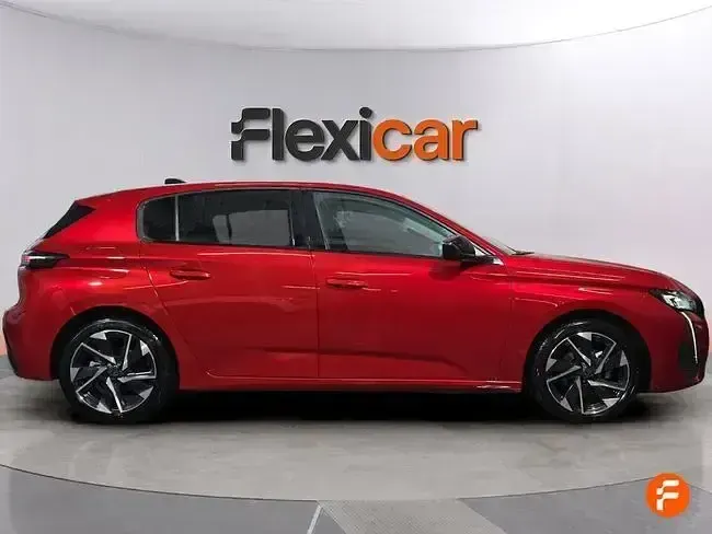 Usado Peugeot 308 Allure 130 CV (95 kW) 2023 Rojo