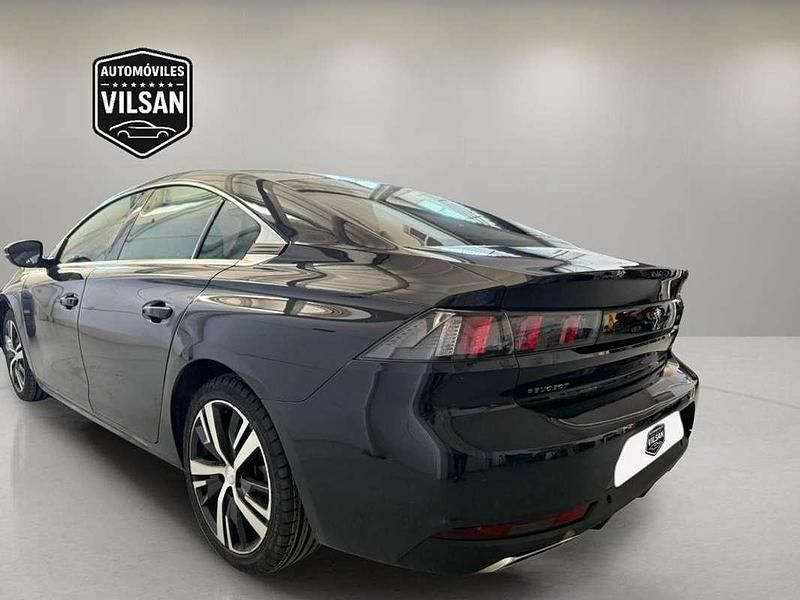 Usado Peugeot 508 Active 129 CV (94 kW) 2019 Negro Utilitario