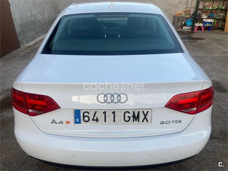 Blanco Usado 2009 Audi A4 Berlina | 8000 € - Imagen 1/4